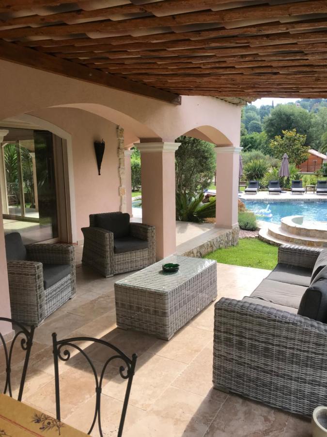 Luxueuse Villa Piscine Et Jacuzzi 생폴드방스 외부 사진