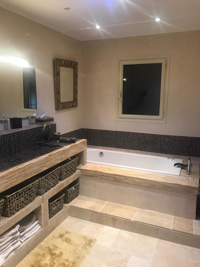 Luxueuse Villa Piscine Et Jacuzzi 생폴드방스 외부 사진